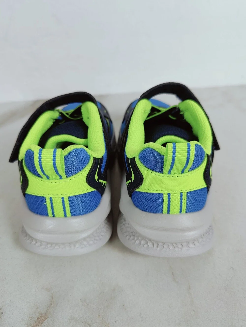 NIB Skechers Toddler Skechers S-Lights Meteor-Lights LED Light Up Sneakers, 11.5